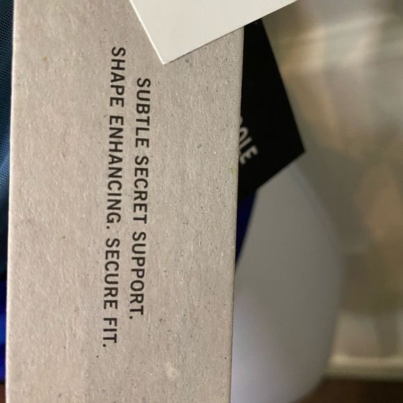 Kenneth Cole New York Swim | Halter Plunge Mio One Piece Size Large Navy Blue - Picture 7 of 11